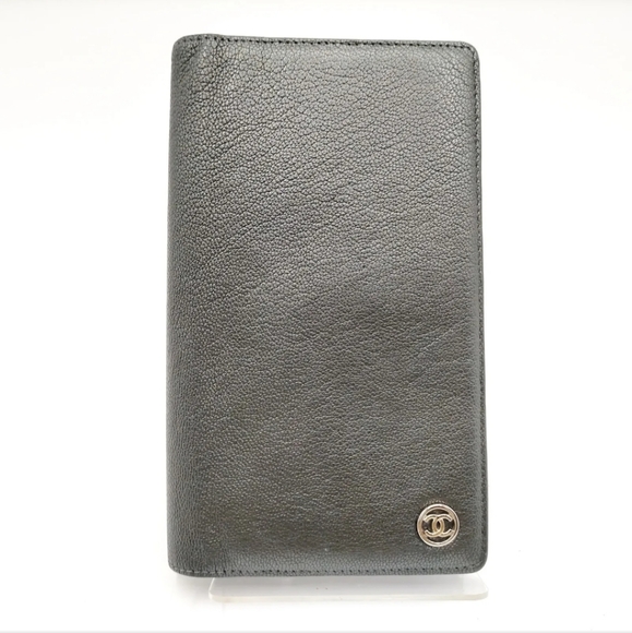 CHANEL Handbags - CHANEL Long Bifold Coco Button Black Leather Wallet
